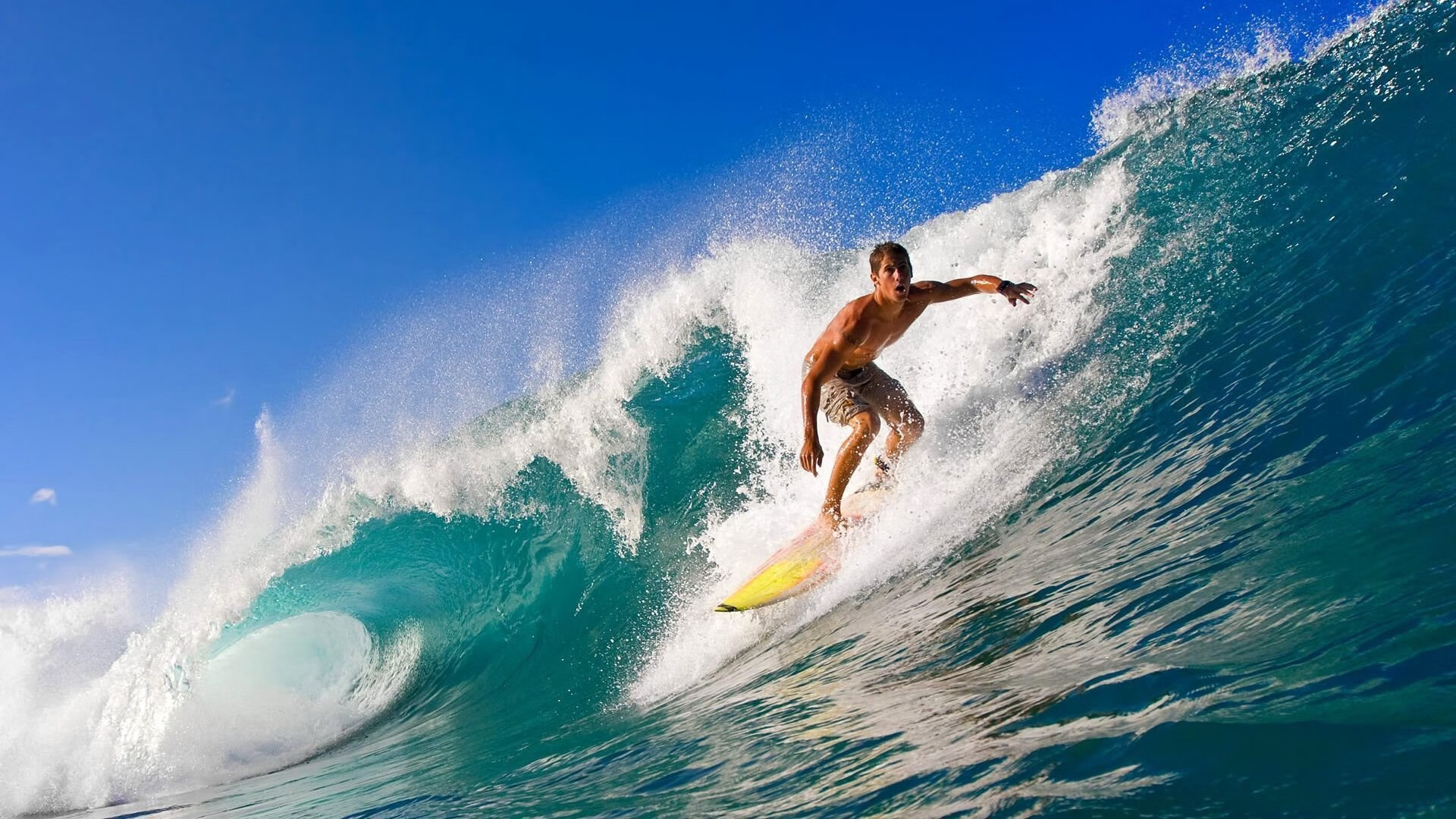 皮特·卡普尔的强劲冲刺助力袋鼠队攻城拔寨，卡尔皮纳袋鼠