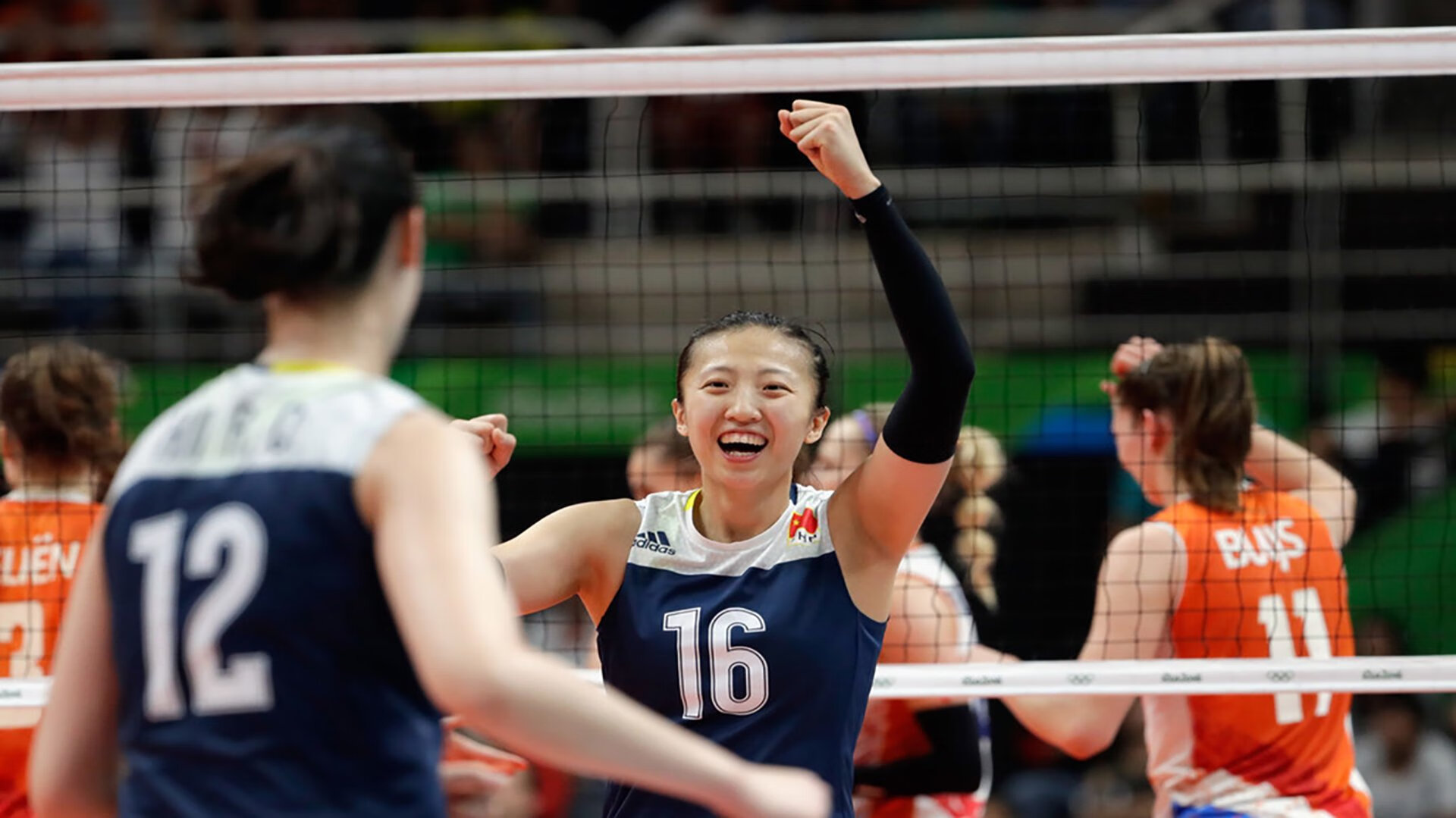 F1 赛车手的身体素质有多强?承受重力甚至超过高性能战斗机。,f1赛车手是最厉害的吗
